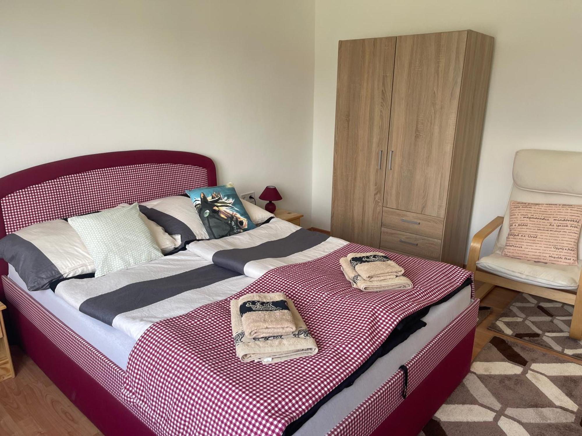 Valentina Apartman Balatonmáriafürdő Екстериор снимка
